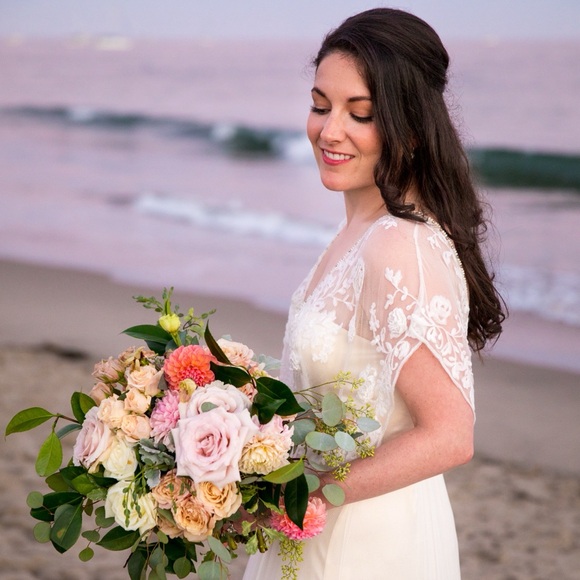 Meet your Posher, MJ - Picture 1 of 3